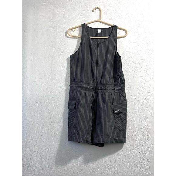 Zyia Zippered Romper La Jolla  - Size Medium cinch - Picture 3 of 5